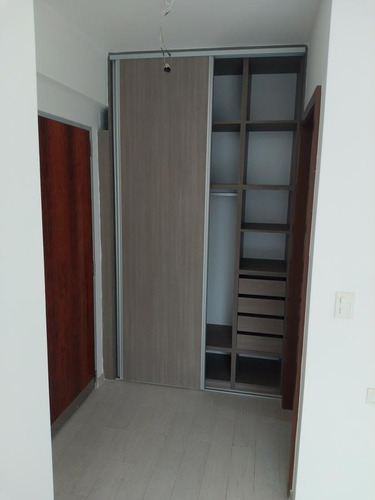 Imagen 4 de 21 de Departamento - Flores
