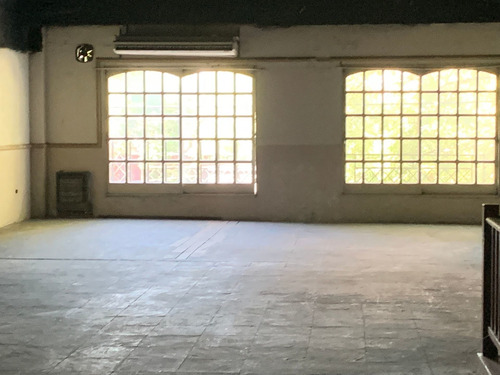 Imagen 12 de 24 de Venta Local En Villa Luro Al Frente Sobre Avenida