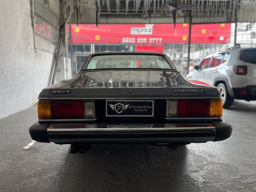 Chevrolet Opala Comodoro