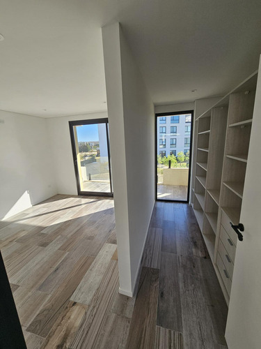 Casa En Barrio Privado Canal