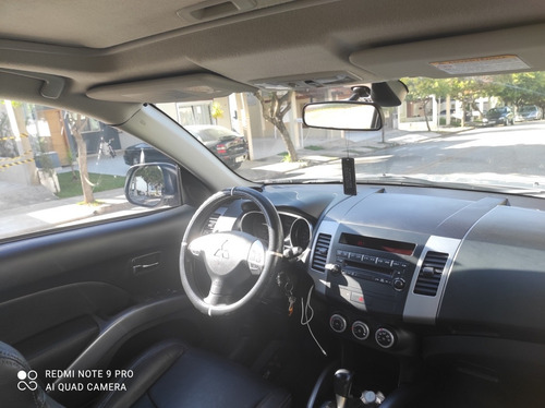 Imagem 4 de 8 de Mitsubishi Outlander 2012 2.0 5p