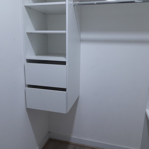 Solo 4 Años De Uso! Como Nuevo, Con Terraza Y Vista Despeja
