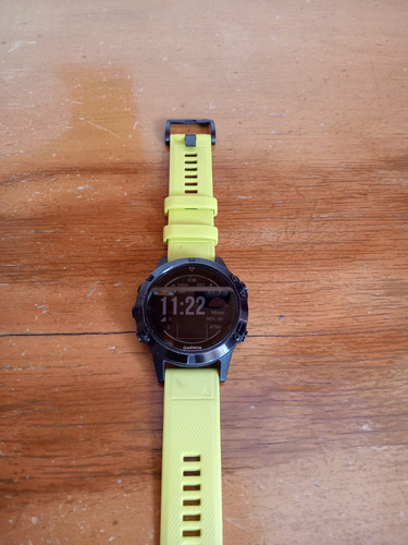 Reloj Garmin Fénix 5 Zafiro, Excelentes Condiciones (Usado)