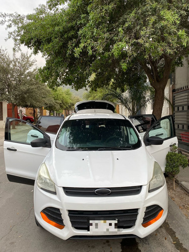 Ford Escape 2.5 Se Plus Piel At