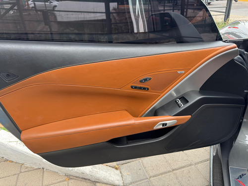 Chevrolet Corvette 6.2 Stingray Z51 Coupe At