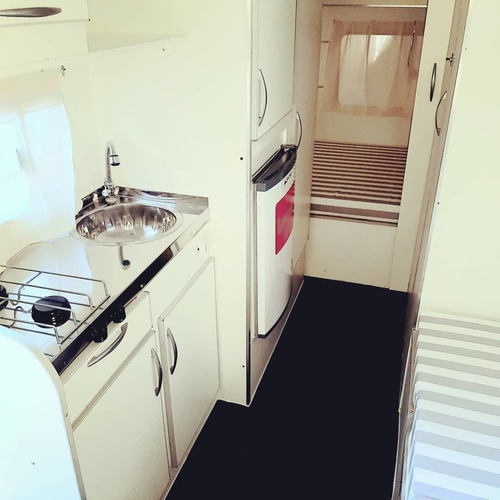 Imagen 4 de 15 de Casa Rodante 4 Mts,heladera, Ducha, Inodoro, Exclusiva!!!