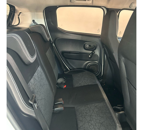 Fiat Mobi 1.0 8V EVO FLEX LIKE. ON MANUAL