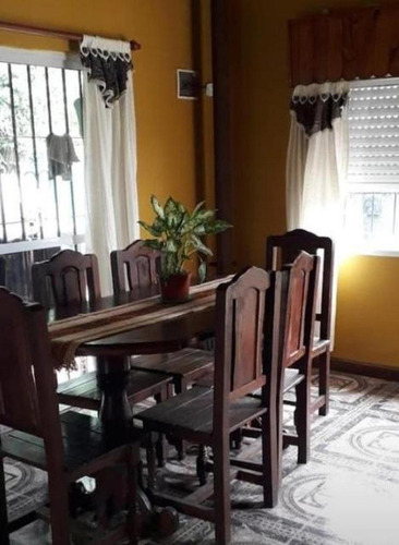 Casa En Venta - 3 Dormitorios 1 Baño - Cochera - 450mts2 - Mariano Acosta, Merlo