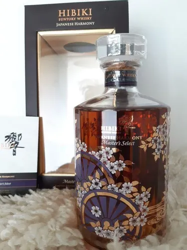 Whisky Hibiki Suntory Master's Select 700ml 43% Ed. Limitada Whisky Hibiki Suntory Master's Select 700ml 43% Ed. Limitada