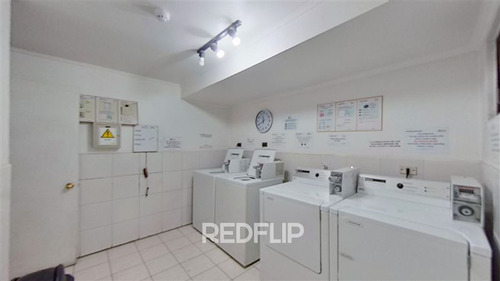 Departamento En Venta De 2 Dorm. En Las Condes