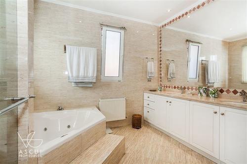Imagen 12 de 24 de Casa En Venta En Lo Barnechea