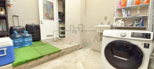 Casa En Venta De 3 Dorm. En Quilicura