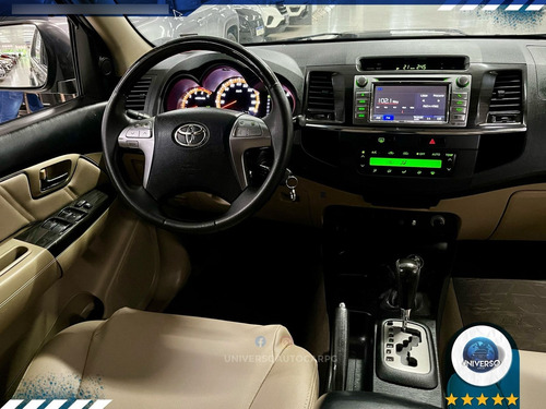 Toyota Hilux SW4 3.0 Srv 7l 4x4 Aut. 5p