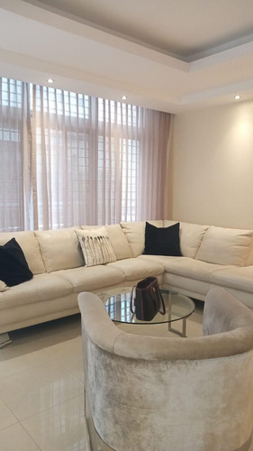 En Alquiler | Full Amoblado | 170m² + 110m² Terraza 2do Nivel | Torre Moderna