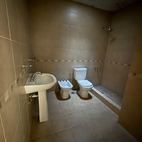 Casa De Tres Ambientes En Venta En El Rocío, Pilar - Dueño Directo - No Inmobiliarias