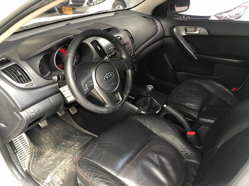 Kia Cerato Forte 2013 1.6 Hb