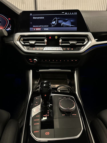 BMW Serie 3 3.0 330i Sedan Sport Line 252cv
