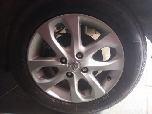 Imagem 9 de 12 de Nissan March Sv 1.0 2015