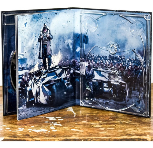 Batman: El Caballero De La Noche Asciende | Blu-ray Digibook (Usado)
