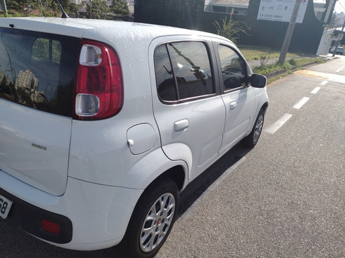 Imagem 4 de 4 de Fiat Uno 2015 1.0 Vivace Flex 5p