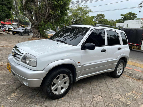 Chevrolet Grand Vitara 2.5 V6 Dohc