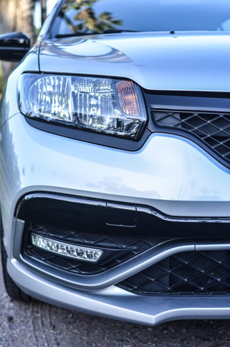Imagen 19 de 23 de Renault Sandero 2017 2.0 Rs 145cv