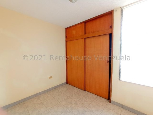 Imagen 16 de 22 de Apartamento En Venta Urb. Bosque Alto, Av. Fuerzas Aéreas, Maracay, 22-9168 Mv