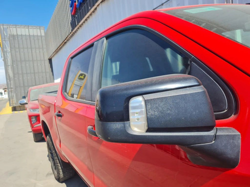 Chevrolet Silverado Dcab 4x4 5.3 At