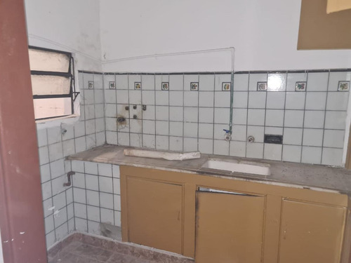 Imagen 9 de 10 de Local Comercial 130 M² C/ 2 Baños, Cocina Y Patio - San Justo