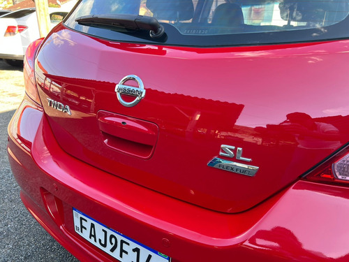 Nissan Tiida Sedan 1.8 Flex Aut. 4p