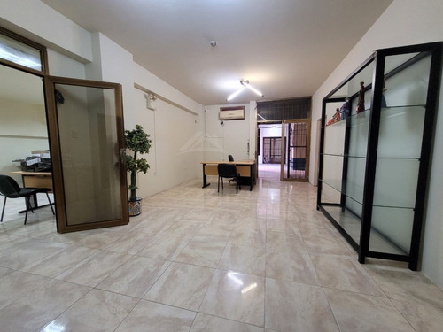 Imagen 6 de 11 de Local Comercial, Av. Bolívar, Puerto La Cruz