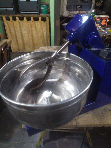 Amasadora Industrial Genérica 220v