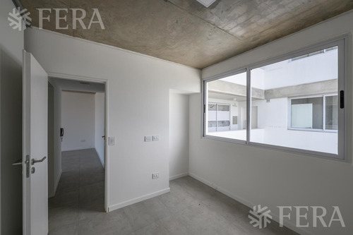 Venta De Departamento 3 Ambientes Con Balcón Corrido En Sarandí