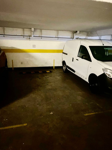 Ojo Estacionamiento En Arriendo General Jose Artigas