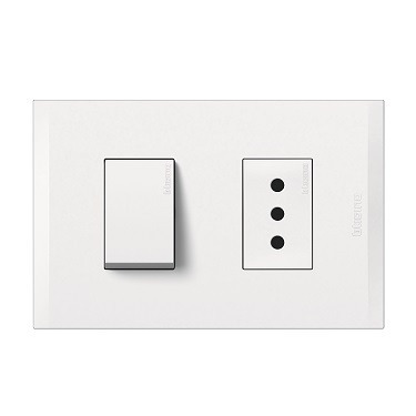 Interruptor 9/12 10ax+enchufe 2p+t Blanco Af2203eb Bticino