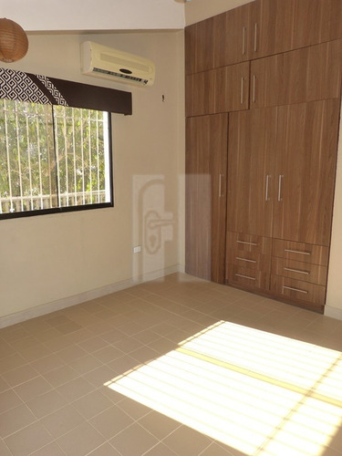 Imagen 12 de 14 de Casa De Dos Niveles En Puerto Piritu