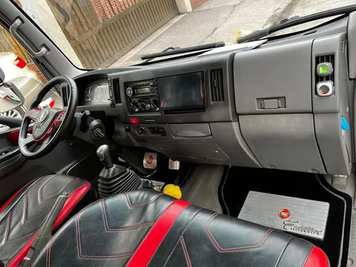Jac Hfc1042 Grúa M/t 2.8 Turbo Diésel 2020