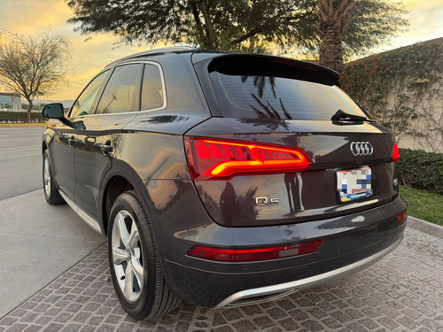 Audi Q5 2.0 L T Elite Dsg