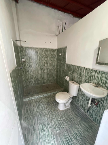Casa Oportunidad Para Negocio Orilla Calle Av El Cementerio