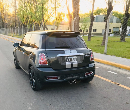 Mini Cooper S 1.6 Hot At 2011