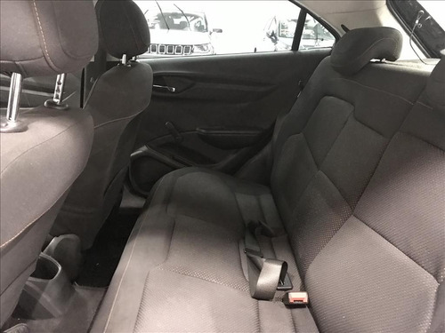 Imagem 4 de 7 de Chevrolet Onix 1.4 Mpfi Lt 8v Flex 4p Manual