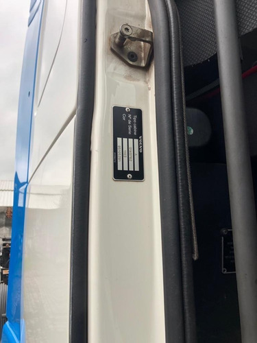 Volvo Fh 400 2011 Truck Teto Alto