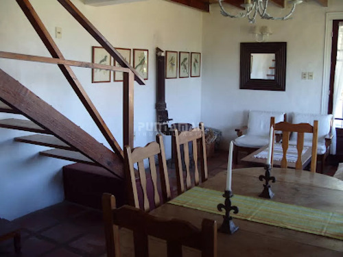 Divina Casa De 4 Dormitorios A Metros De Playa El Chorro