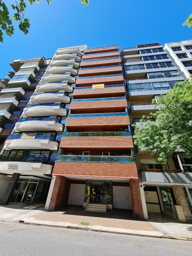 Excelente Piso 4 Ambientes Con Cochera - Plaza Mitre
