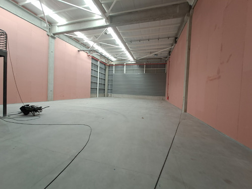 Arriendo De Bodegas En Camino Lo Echevers Id 52.771-ind