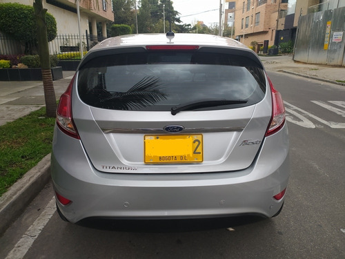 Ford Fiesta 2017 1.6 Hatchback Titanium