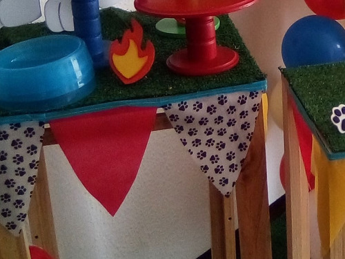 Banderines De Tela