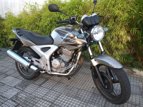 Honda Twister 250