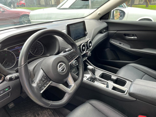 Nissan Sentra 2.0 Advance Cvt