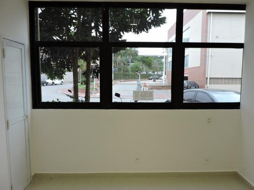 Imagem 3 de 3 de Conjuntos - Salas À Venda - Granja Viana - Ref: 718242 - 718242
